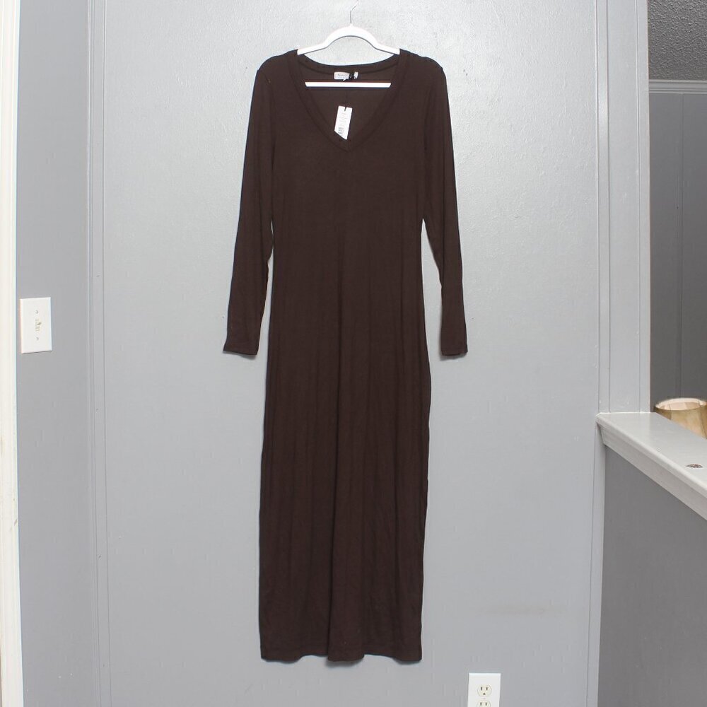 Michael stars nwt java brown Fowler v neck ribbed long sleeve maxi